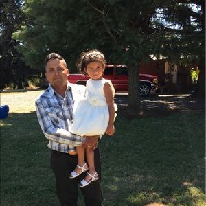 Meet your Posher, Moises